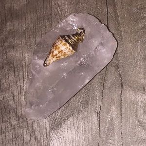 🆕Gold Plated Seashell Pendent